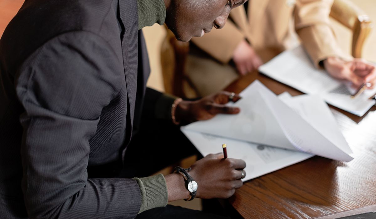 Setting clear payment terms for freelance projects